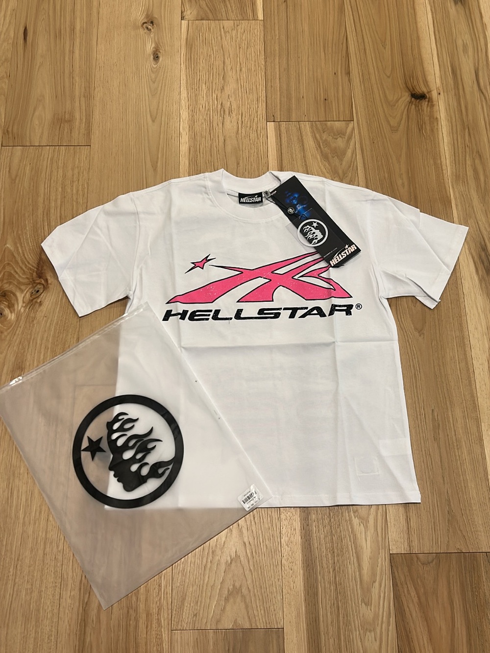 White hellstar tee